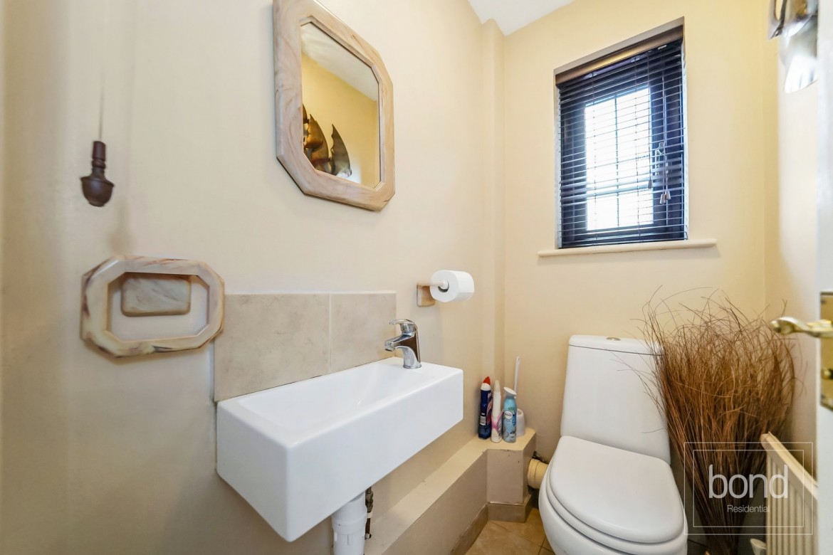 Images for Chelmer Village, Chelmsford, Essex EAID:3363689002 BID:1388407