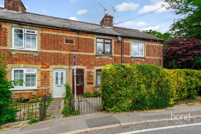 Chelmsford Road, Writtle, Chelmsford, Essex - EAID:3363689002, BID:1388407