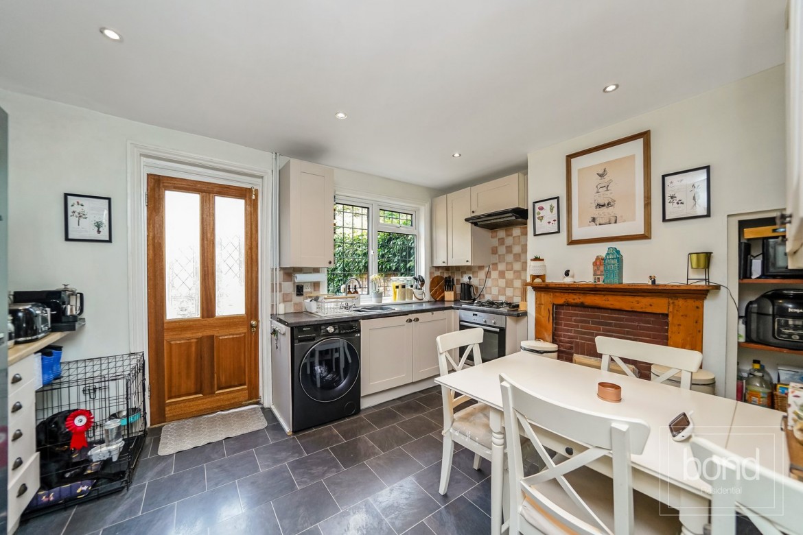 Images for Chelmsford Road, Writtle, Chelmsford, Essex EAID:3363689002 BID:1388407