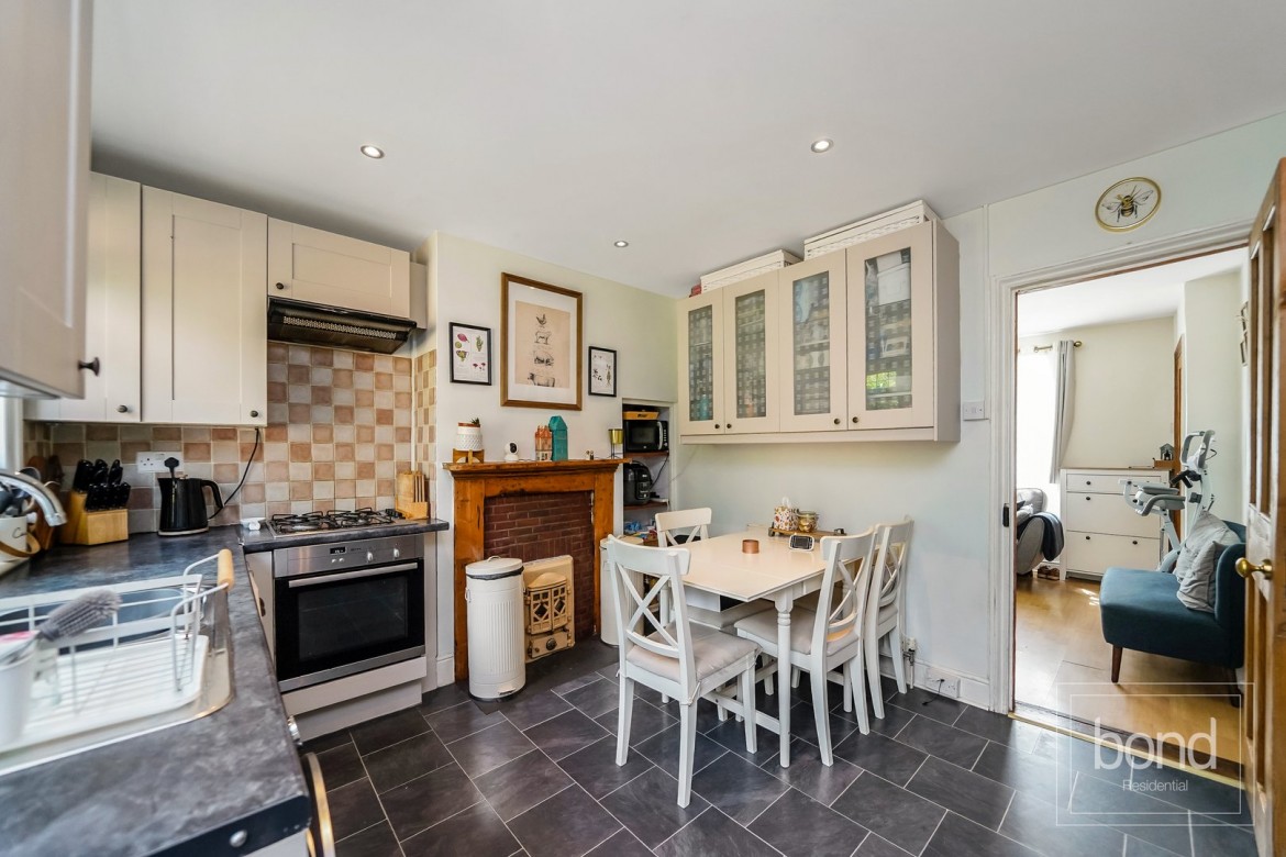 Images for Chelmsford Road, Writtle, Chelmsford, Essex EAID:3363689002 BID:1388407