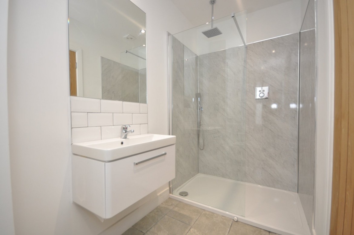 Images for South Primrose Hill, Chelmsford, Essex EAID:3363689002 BID:1388407