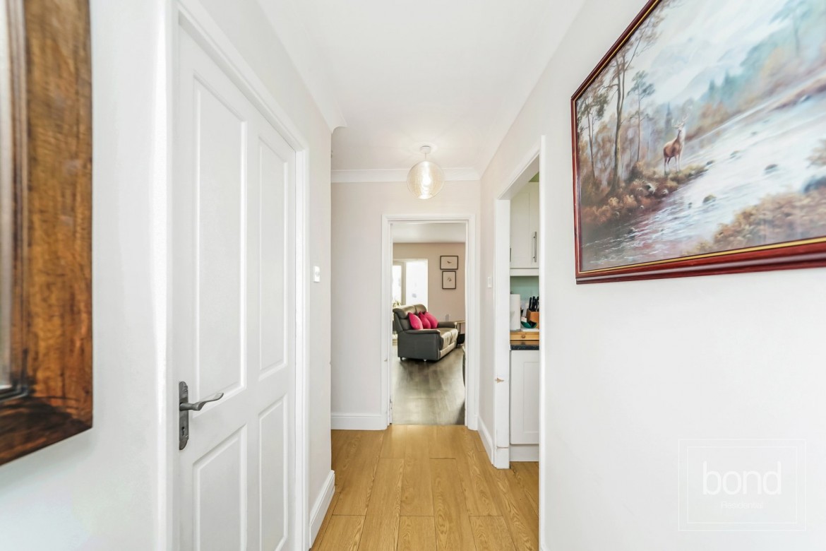 Images for East Hanningfield, Chelmsford, Essex EAID:3363689002 BID:7608502