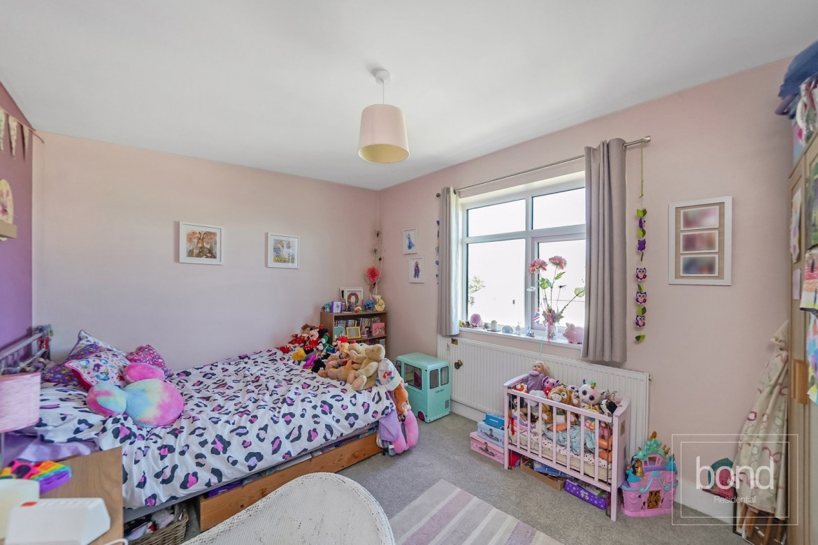 Images for Chignal Road, Chelmsford, Essex EAID:3363689002 BID:1388407
