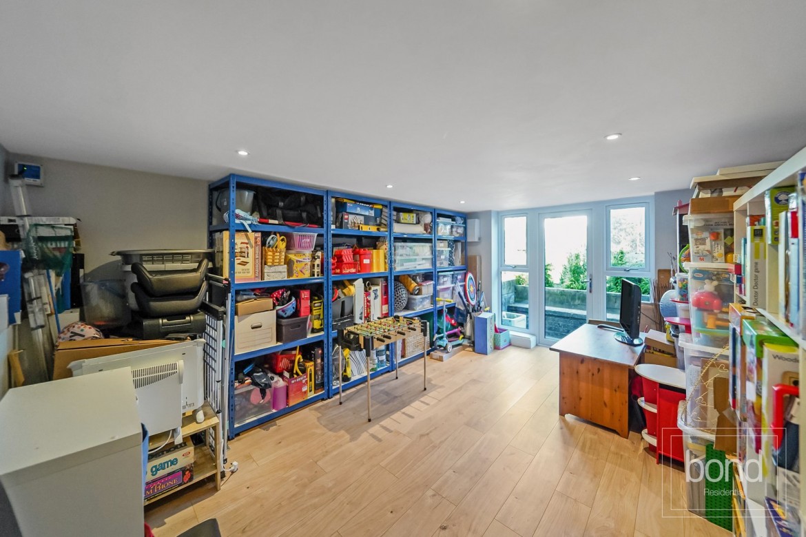 Images for Chignal Road, Chelmsford, Essex EAID:3363689002 BID:1388407