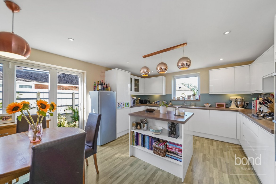 Images for Chignal Road, Chelmsford, Essex EAID:3363689002 BID:1388407