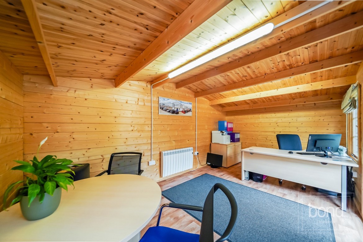 Images for Danbury, Chelmsford, Essex EAID:3363689002 BID:7608502