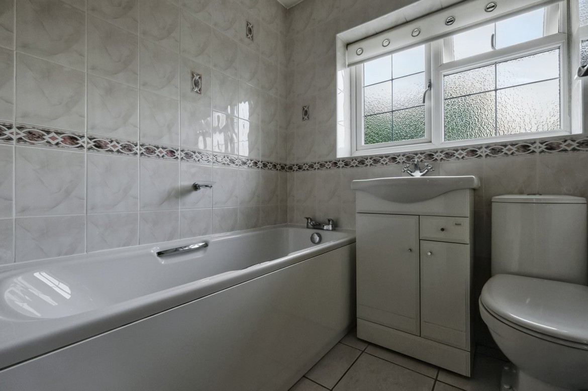 Images for Old Springfield, Chelmsford, Essex EAID:3363689002 BID:1388407