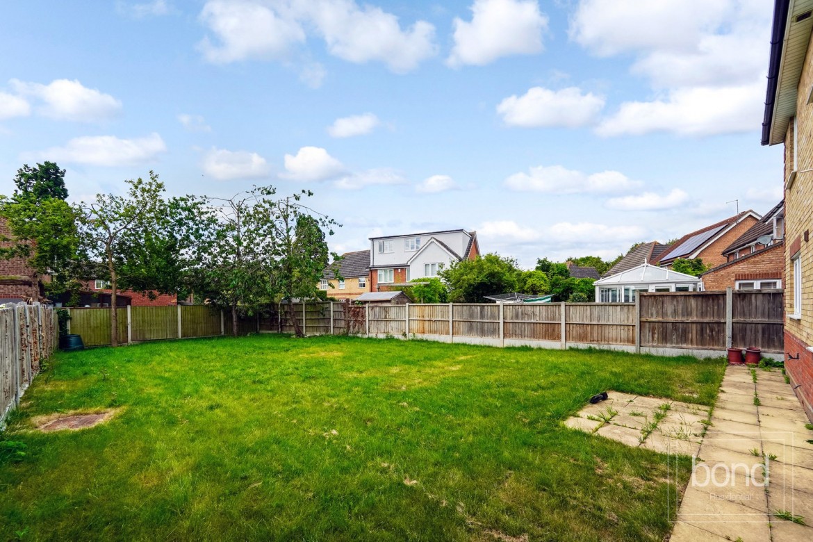 Images for Ridgewell Avenue, Chelmsford, Essex EAID:3363689002 BID:1388407