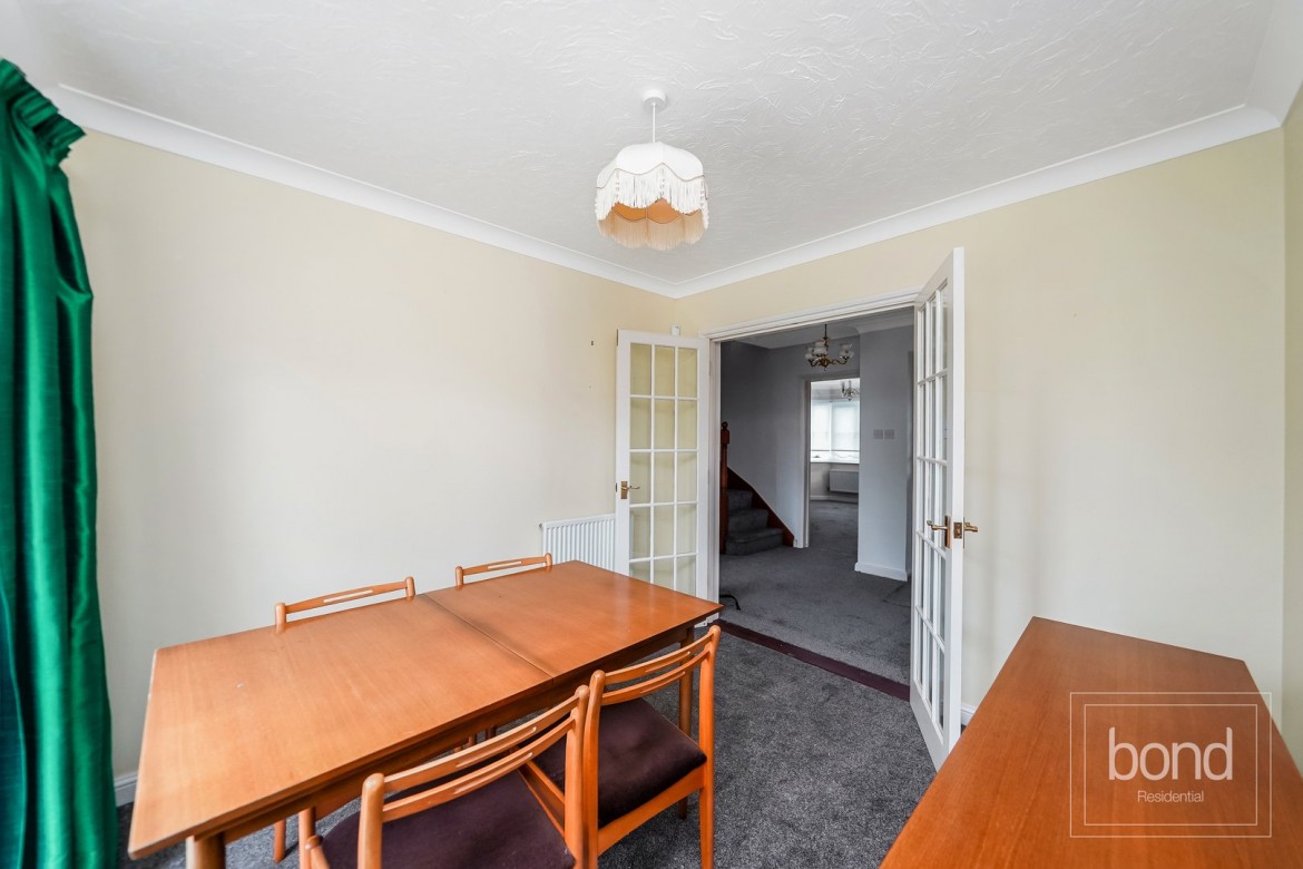 Images for Ridgewell Avenue, Chelmsford, Essex EAID:3363689002 BID:1388407