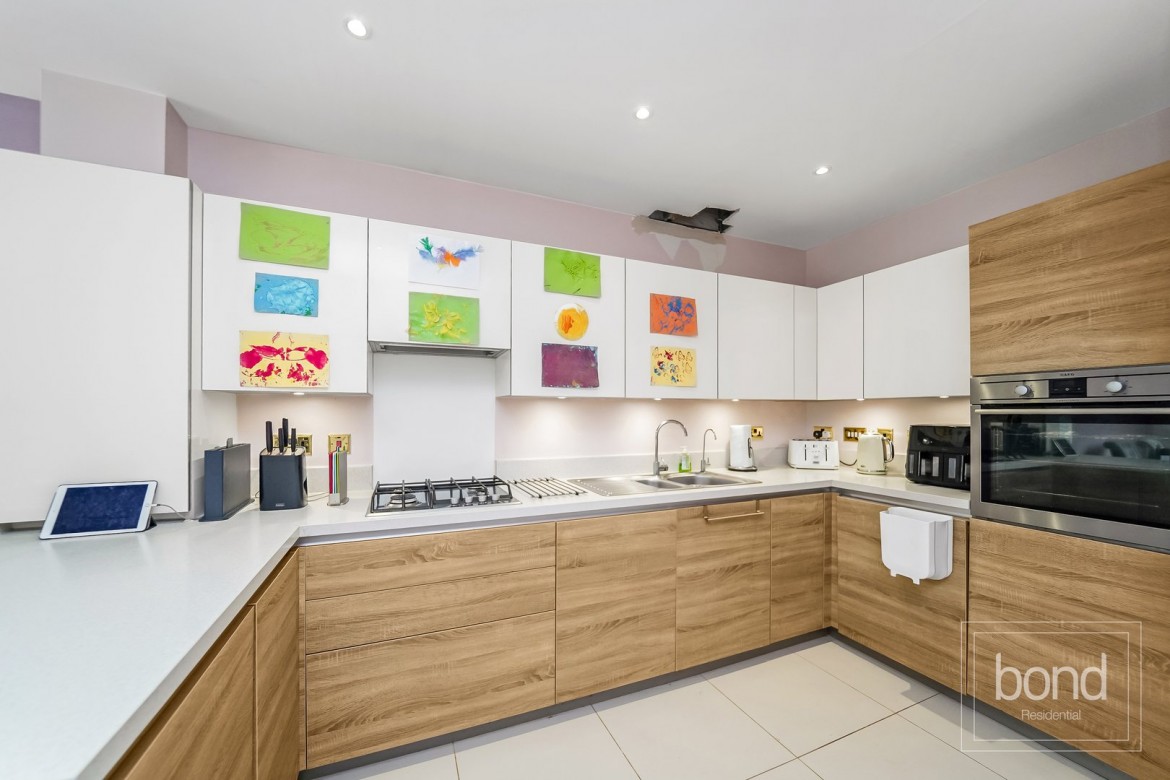 Images for Springfield, Chelmsford, Essex EAID:3363689002 BID:1388407