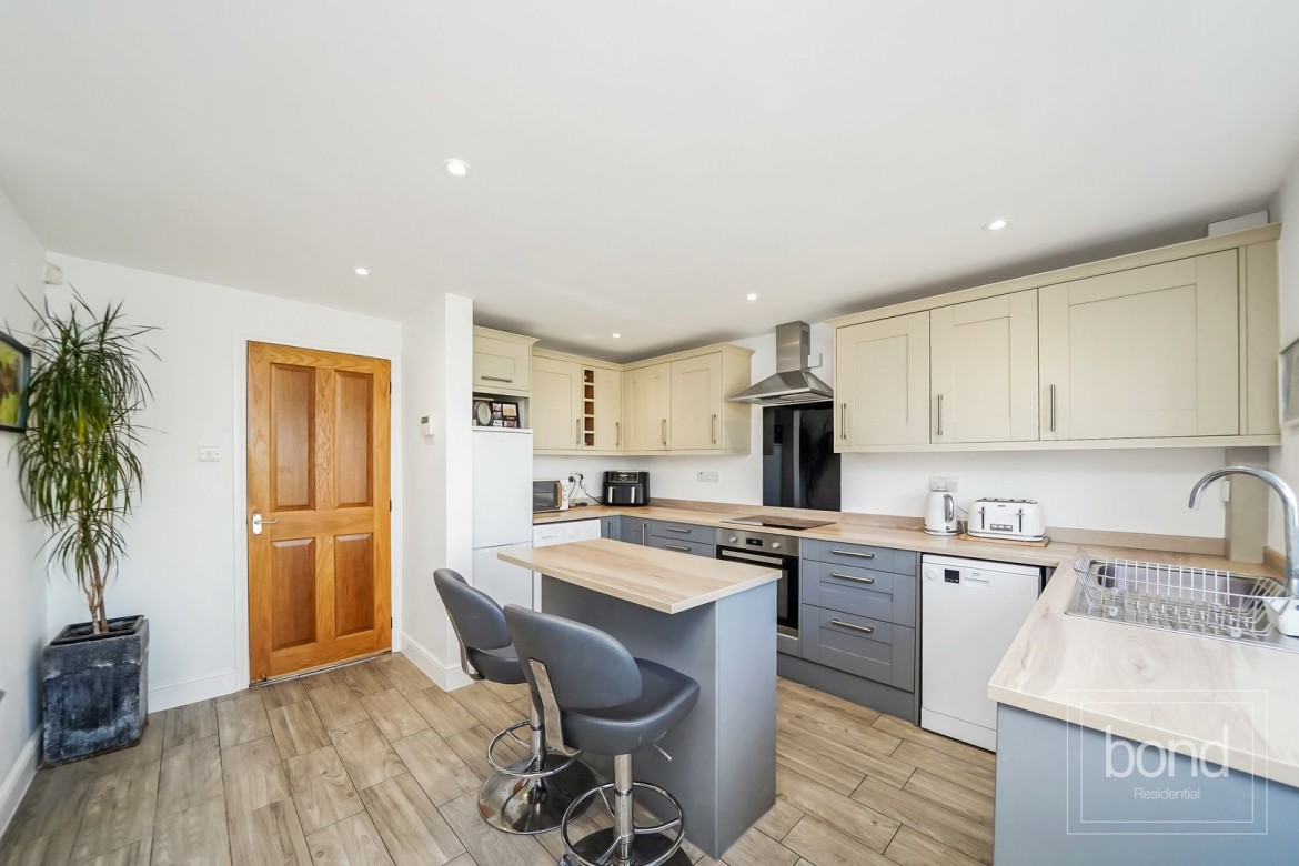 Images for Tile Kiln, Chelmsford, Essex EAID:3363689002 BID:1388407