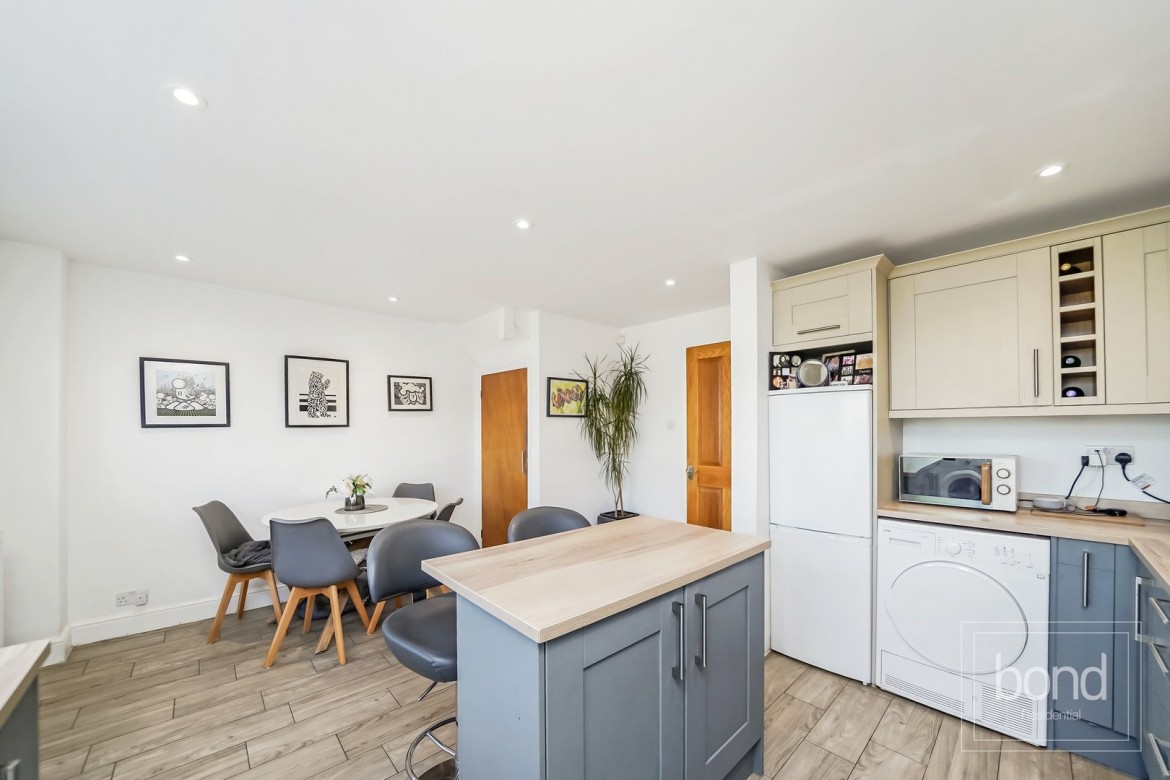 Images for Tile Kiln, Chelmsford, Essex EAID:3363689002 BID:1388407