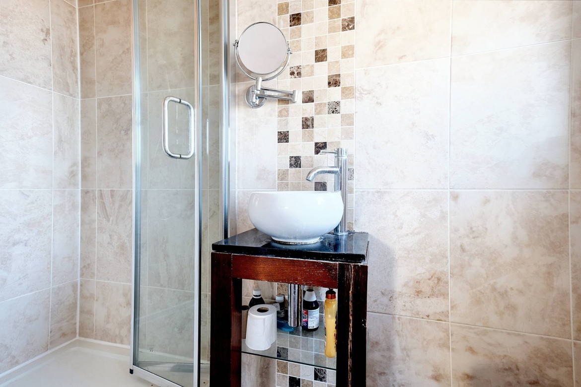 Images for Broomfield, Chelmsford, Essex EAID:3363689002 BID:1388407