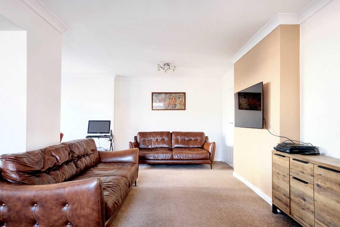 Images for Broomfield, Chelmsford, Essex EAID:3363689002 BID:1388407