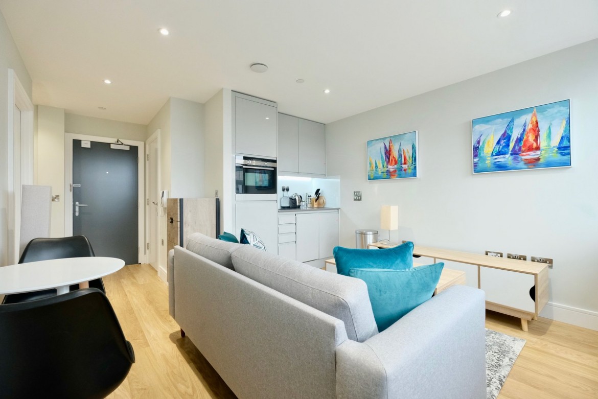 Images for Springfield Road, Chelmsford, Essex EAID:3363689002 BID:1388407