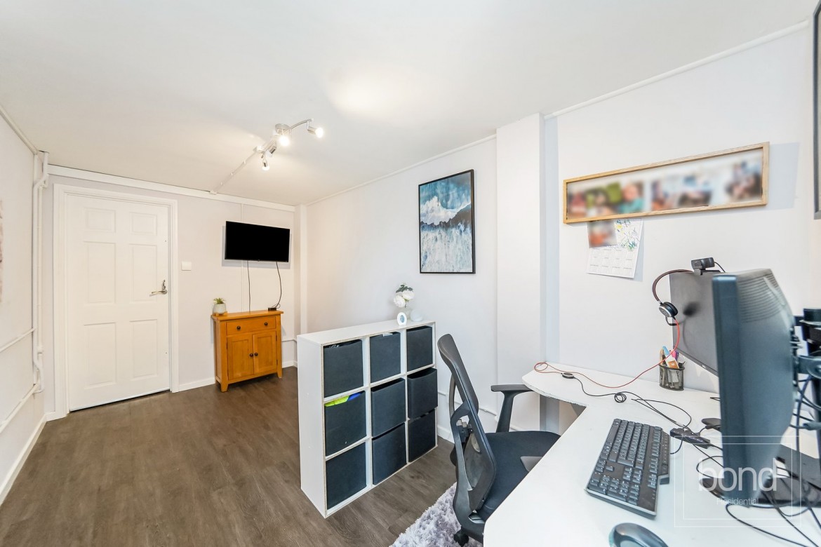 Images for Canuden Road, Chelmsford, Essex EAID:3363689002 BID:1388407