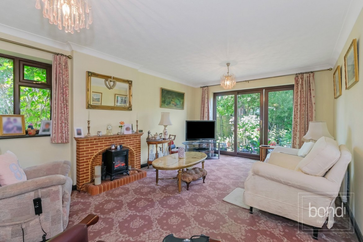 Images for Sandon, Chelmsford, Essex EAID:3363689002 BID:7608502