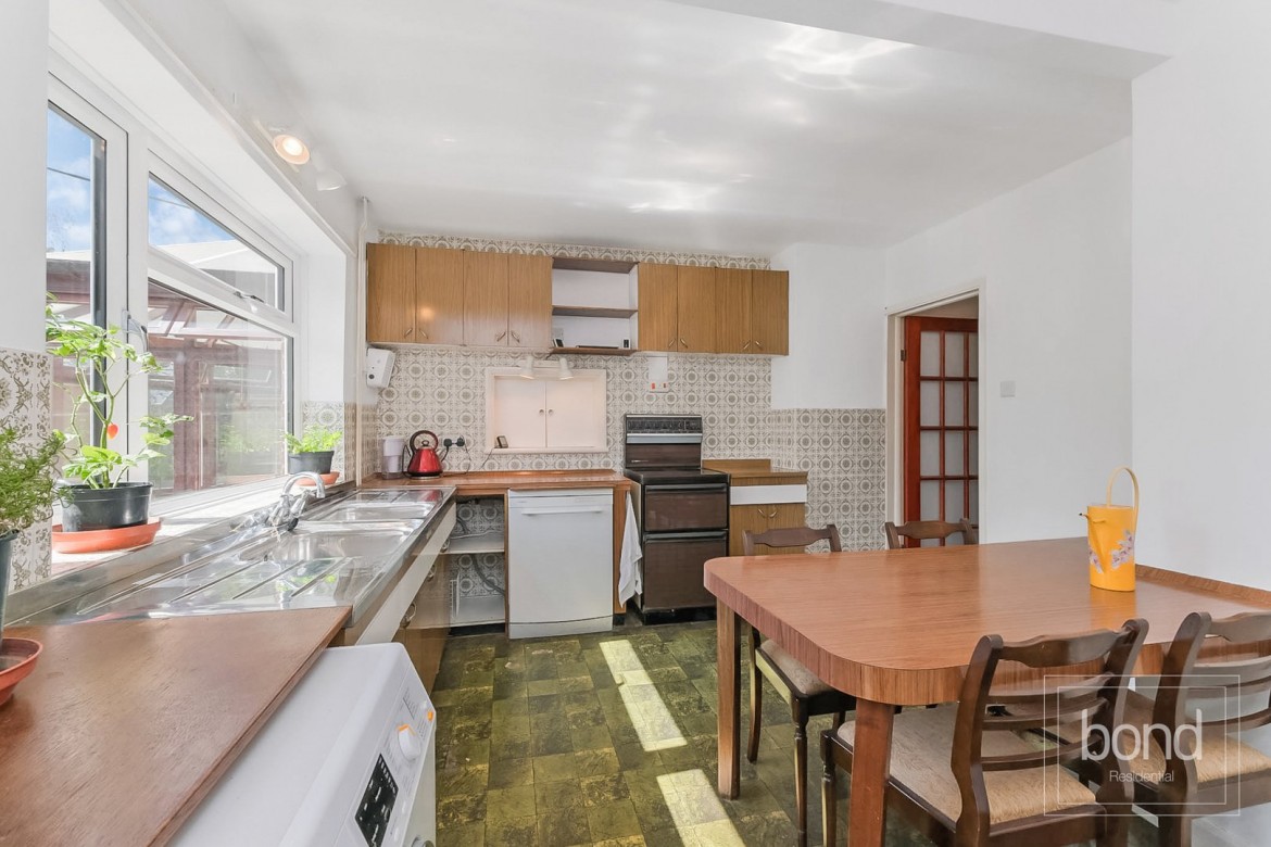 Images for Writtle, Chelmsford, Essex EAID:3363689002 BID:1388407