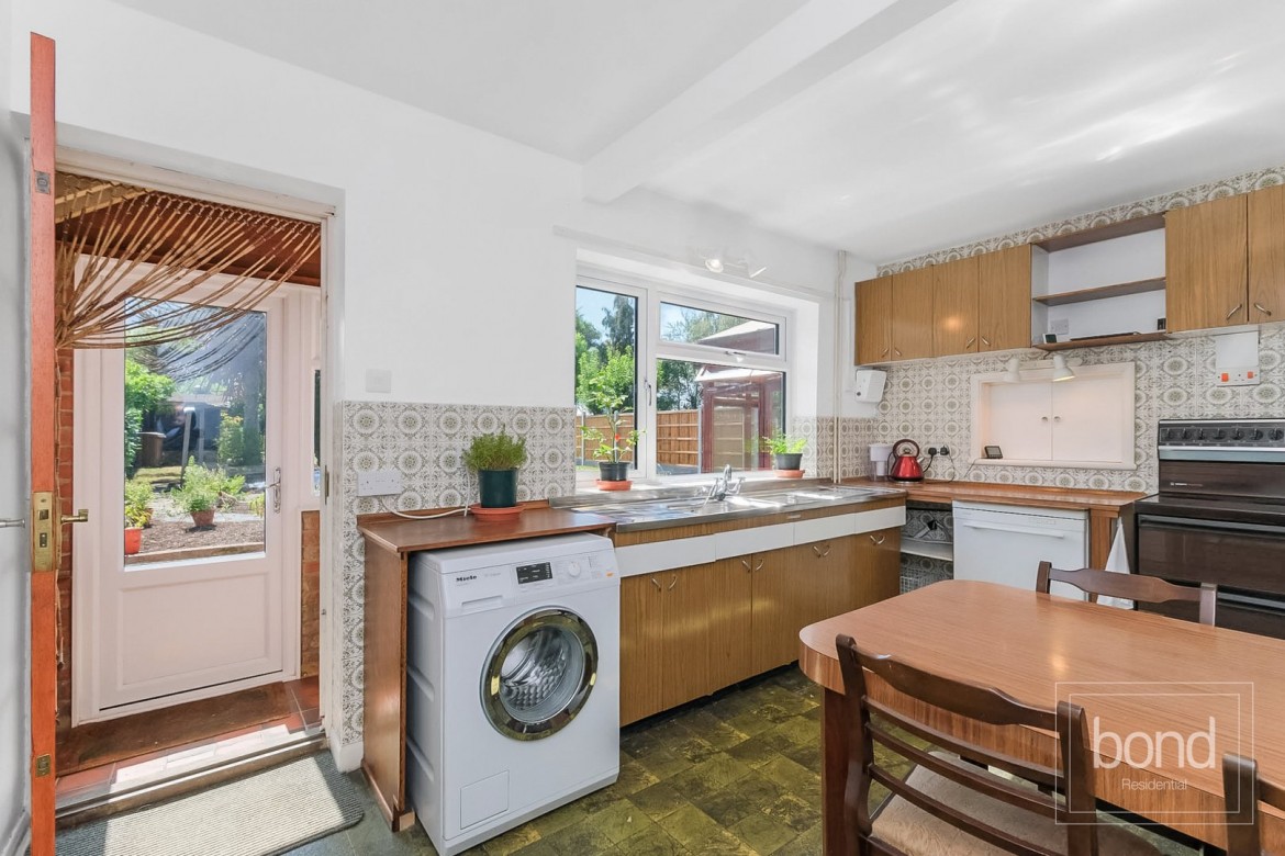 Images for Writtle, Chelmsford, Essex EAID:3363689002 BID:1388407