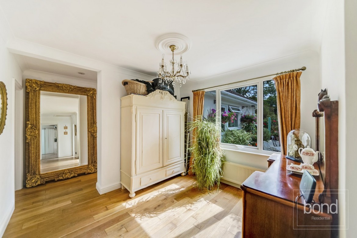 Images for Sandon, Chelmsford, Essex EAID:3363689002 BID:7608502