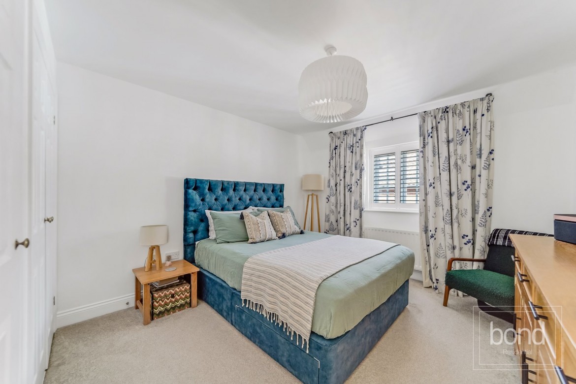 Images for Chancellor Park, Chelmsford, Essex EAID:3363689002 BID:1388407