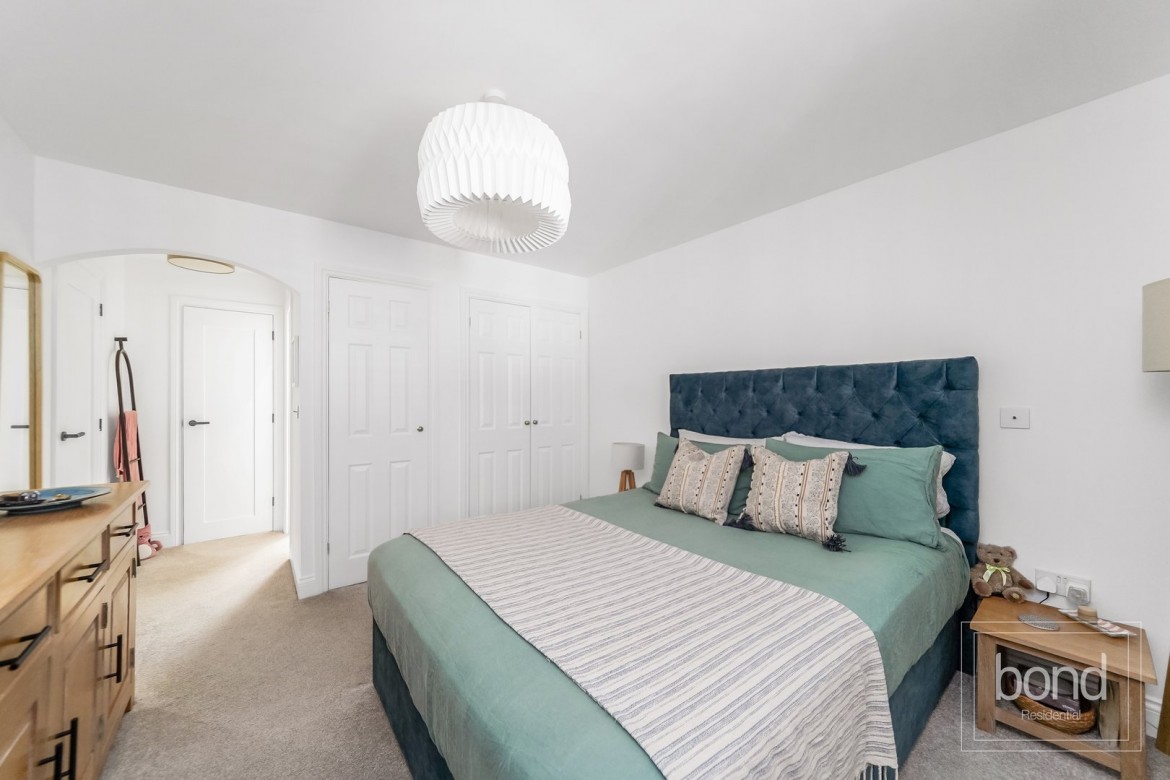 Images for Chancellor Park, Chelmsford, Essex EAID:3363689002 BID:1388407