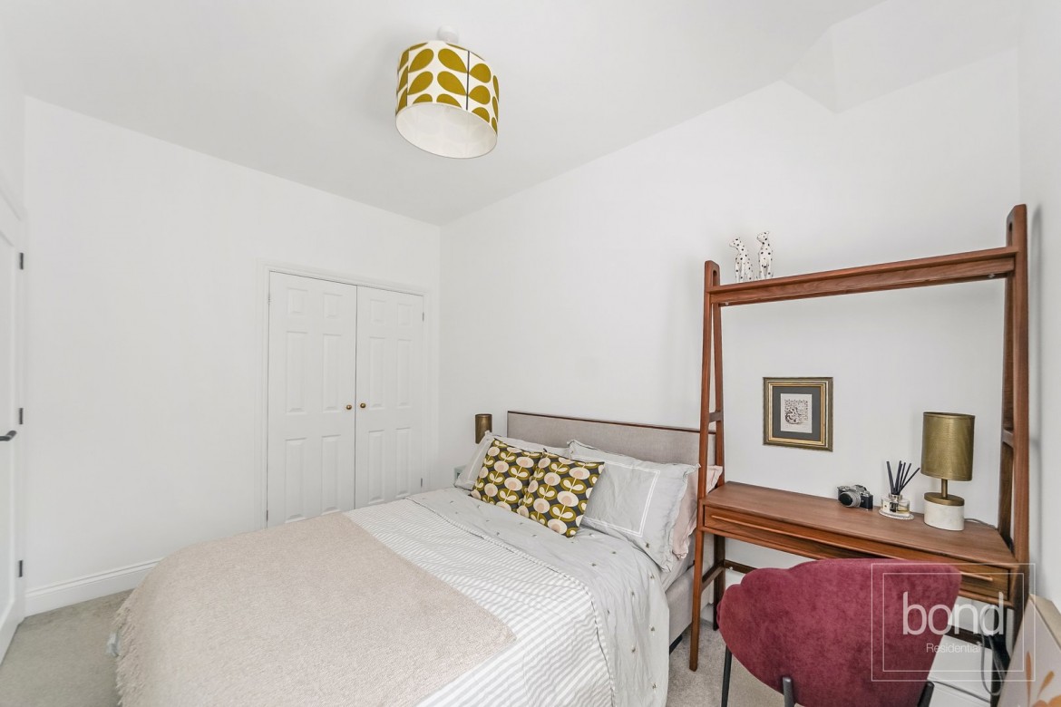 Images for Chancellor Park, Chelmsford, Essex EAID:3363689002 BID:1388407