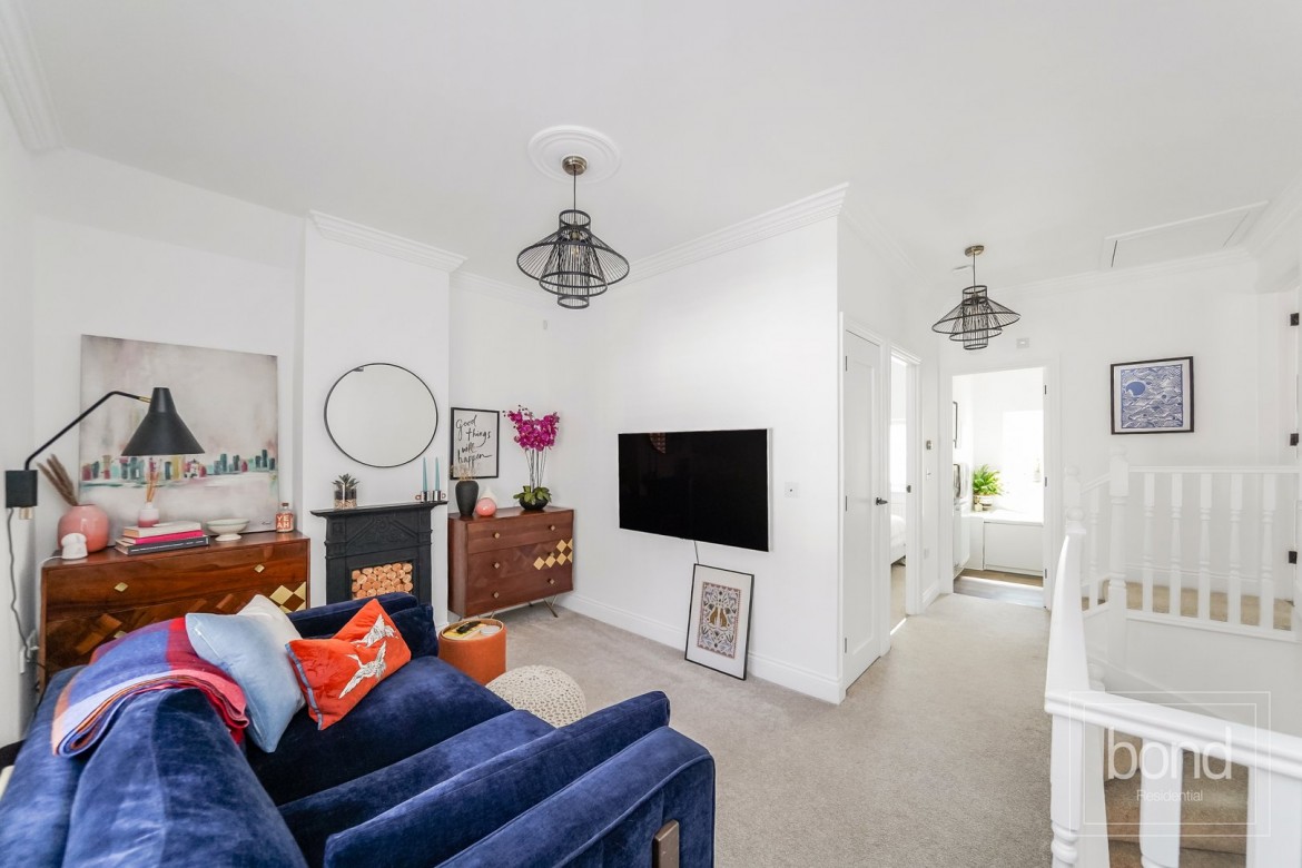 Images for Chancellor Park, Chelmsford, Essex EAID:3363689002 BID:1388407