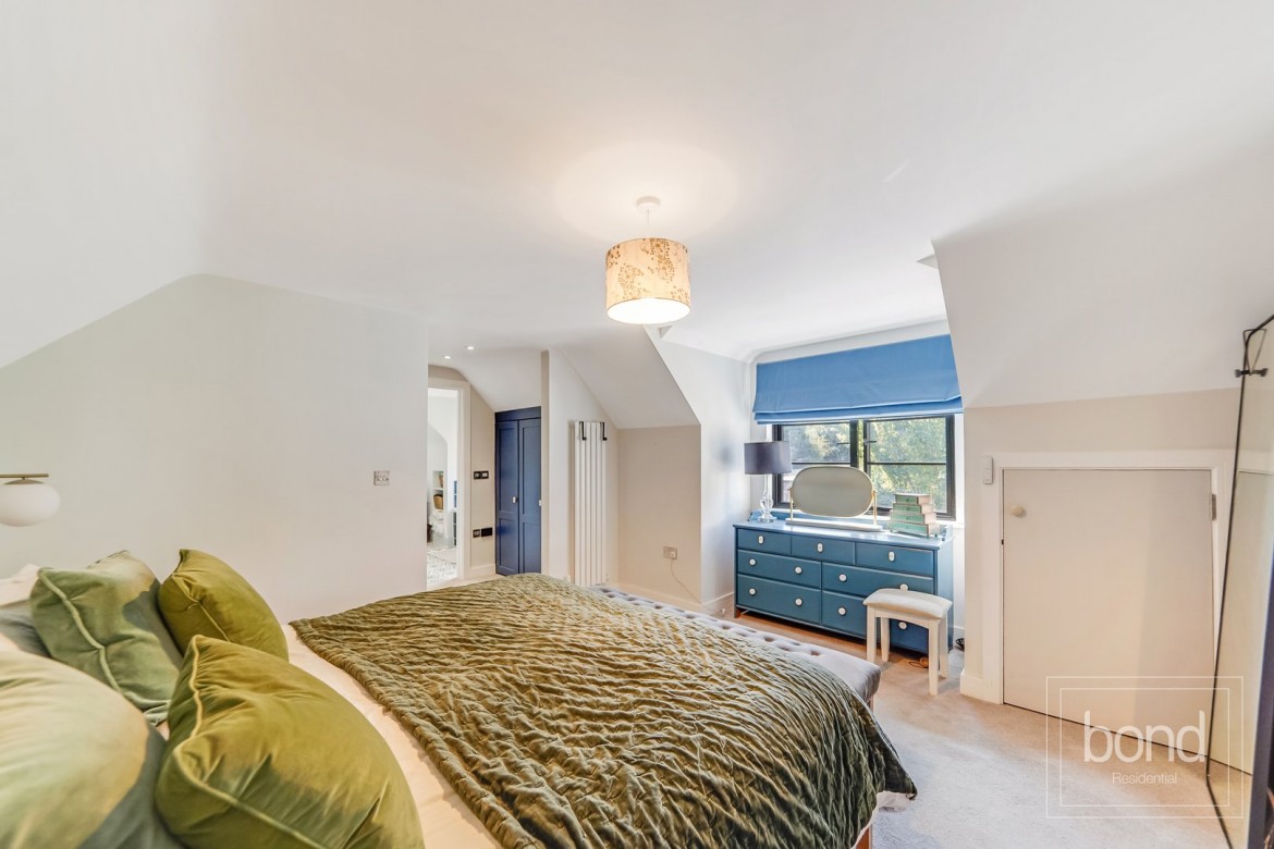 Images for Baddow Road, Chelmsford, Essex EAID:3363689002 BID:1388407