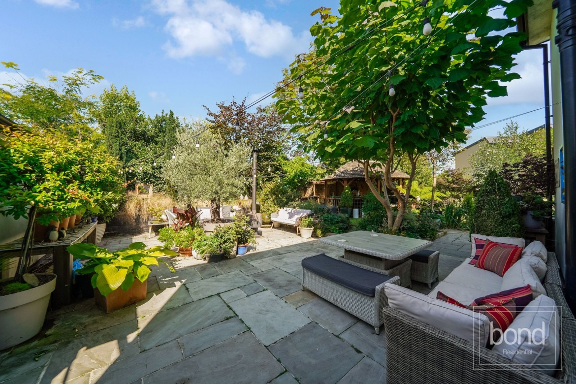 Images for Baddow Road, Chelmsford, Essex EAID:3363689002 BID:1388407