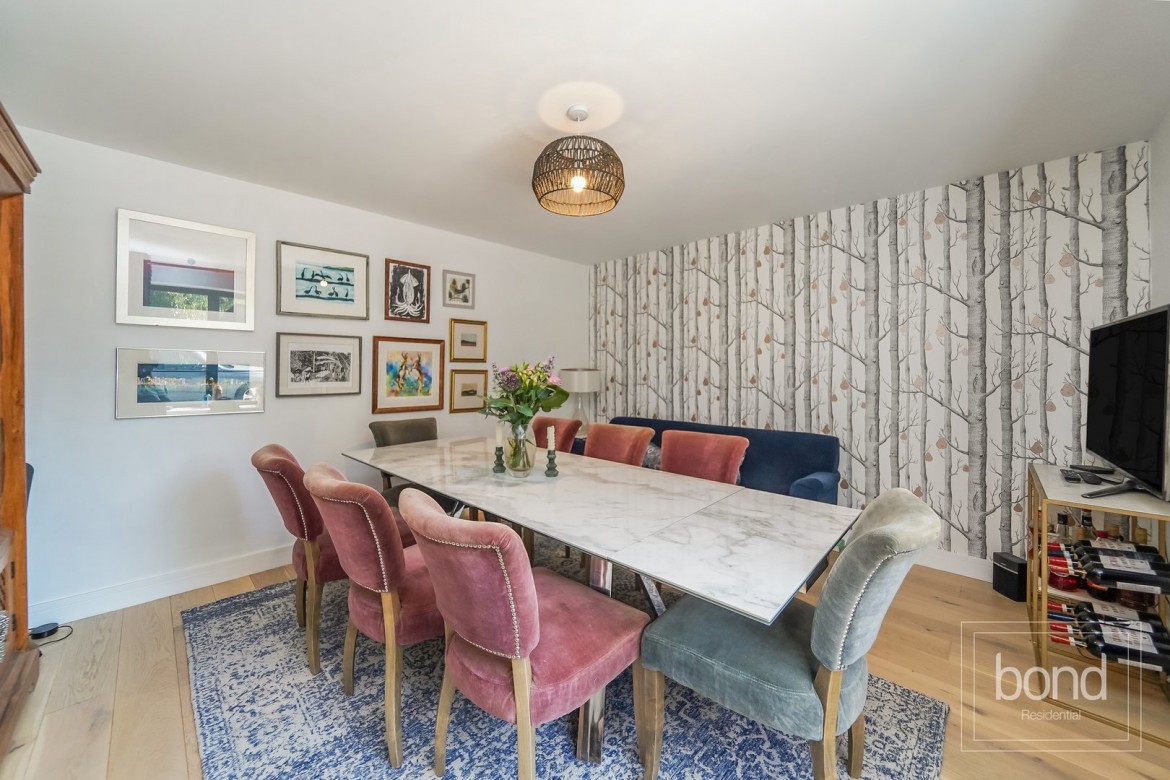 Images for Baddow Road, Chelmsford, Essex EAID:3363689002 BID:1388407