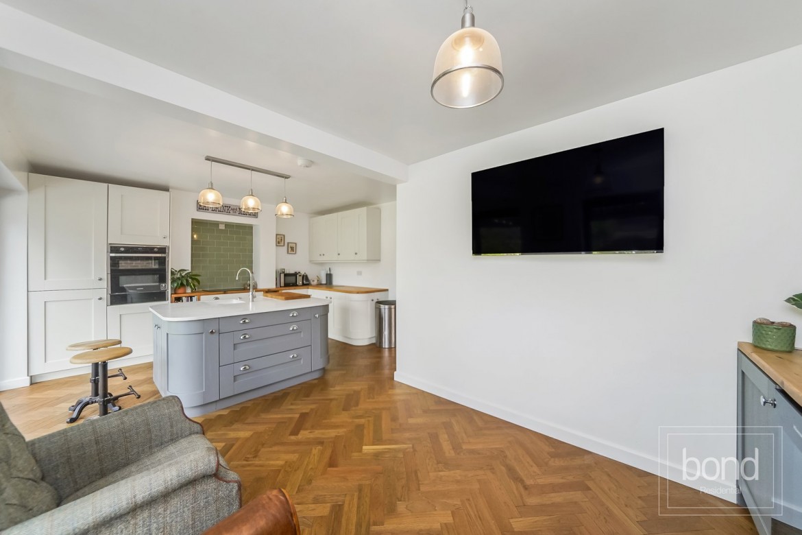 Images for Chignal Road, Chelmsford, Essex EAID:3363689002 BID:1388407