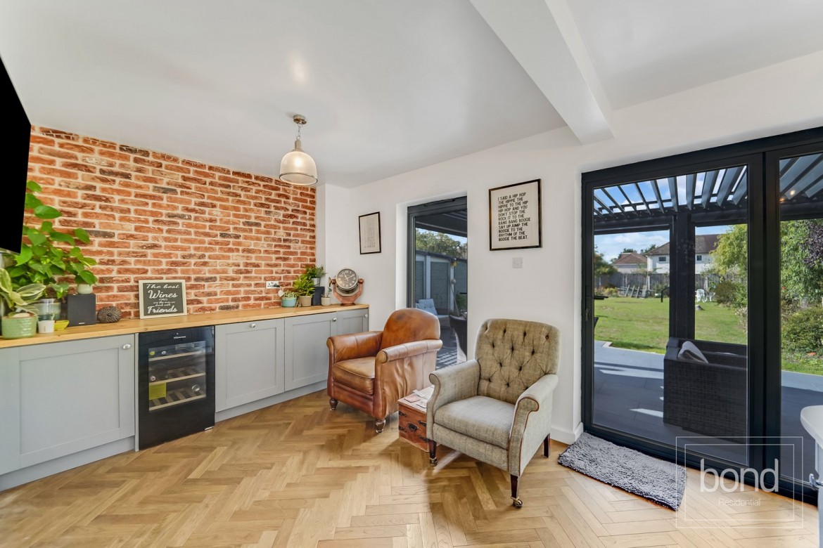 Images for Chignal Road, Chelmsford, Essex EAID:3363689002 BID:1388407