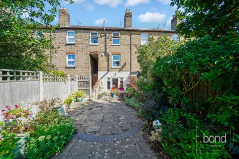 South Primrose Hill, Chelmsford, Essex - EAID:3363689002, BID:1388407