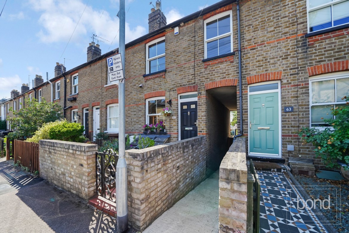 Images for South Primrose Hill, Chelmsford, Essex EAID:3363689002 BID:1388407