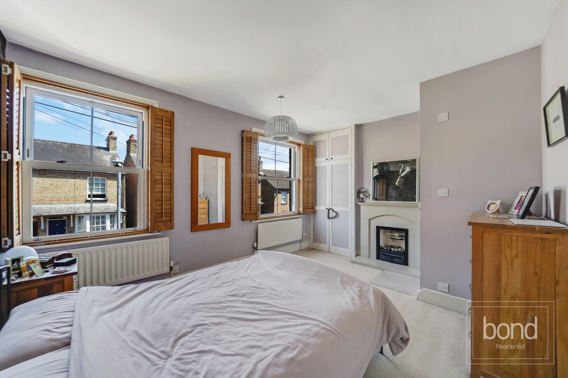 Images for South Primrose Hill, Chelmsford, Essex EAID:3363689002 BID:1388407