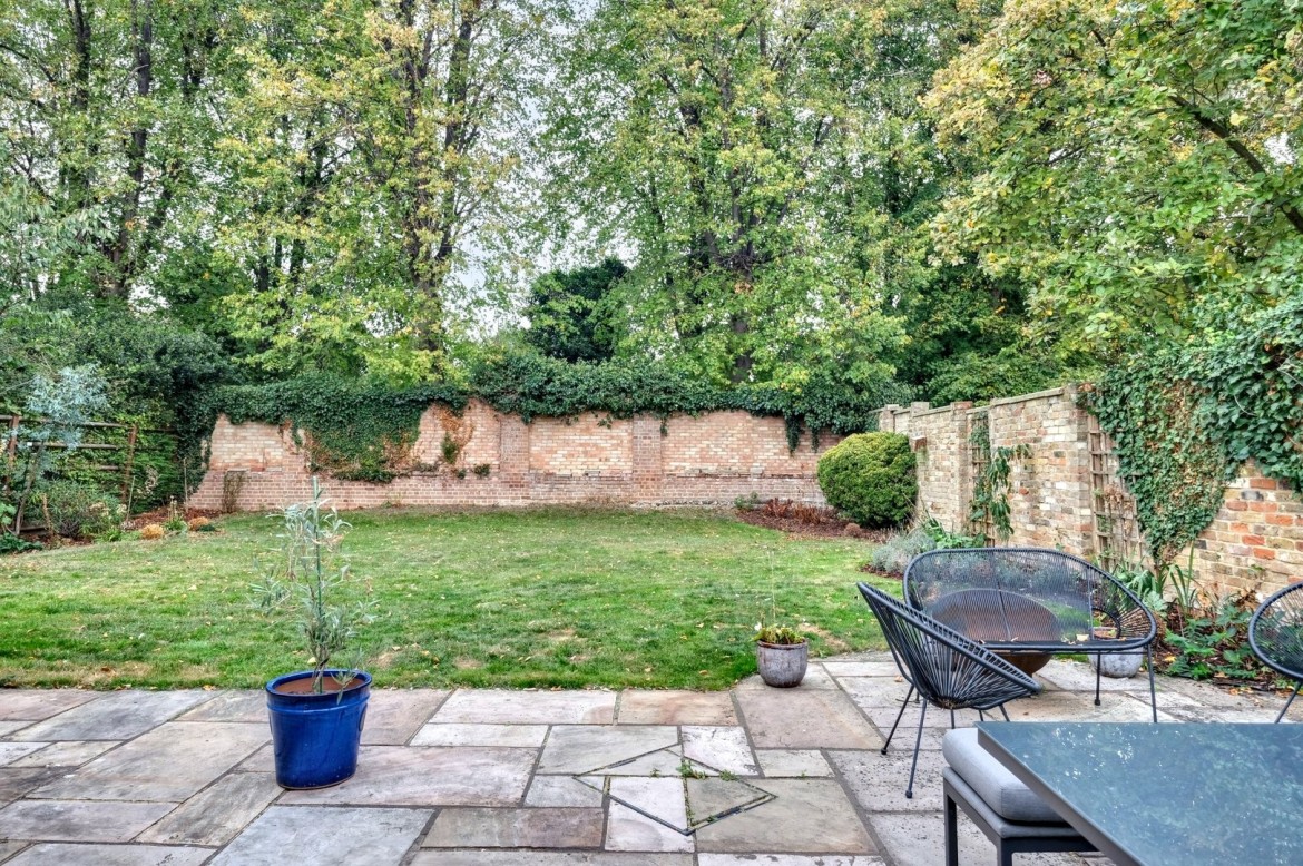 Images for Turkey Oaks, Chelmsford, Essex EAID:3363689002 BID:1388407