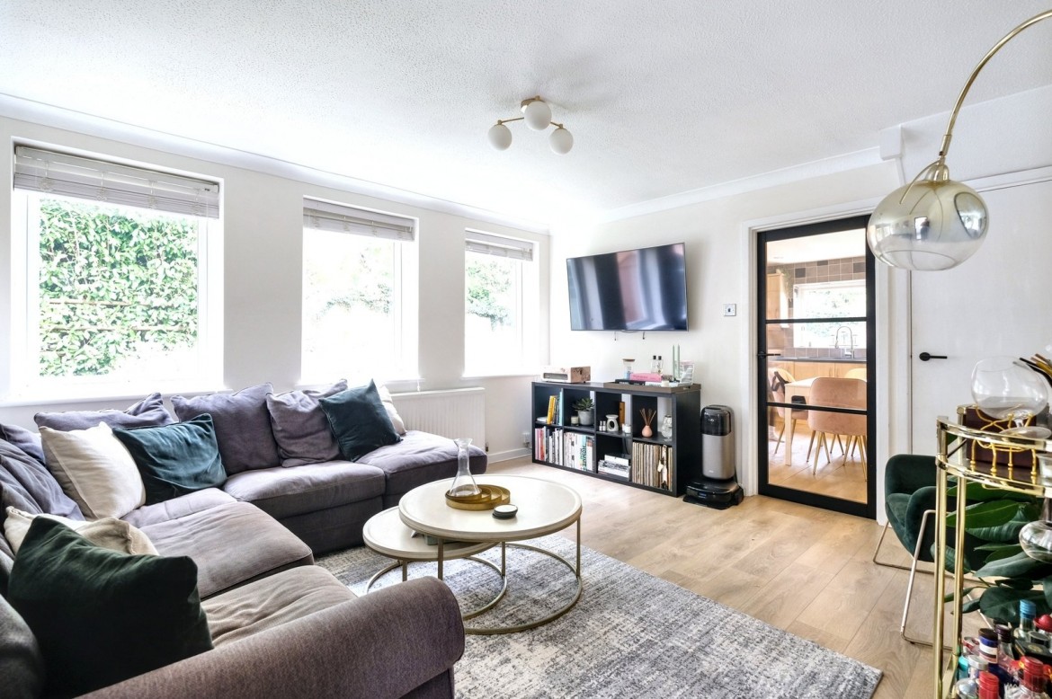 Images for Turkey Oaks, Chelmsford, Essex EAID:3363689002 BID:1388407