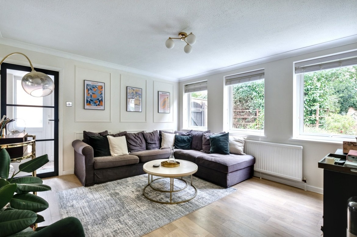 Images for Turkey Oaks, Chelmsford, Essex EAID:3363689002 BID:1388407