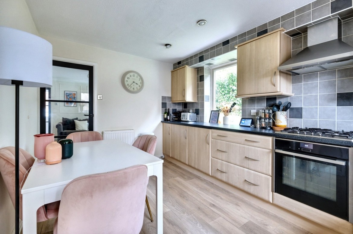 Images for Turkey Oaks, Chelmsford, Essex EAID:3363689002 BID:1388407