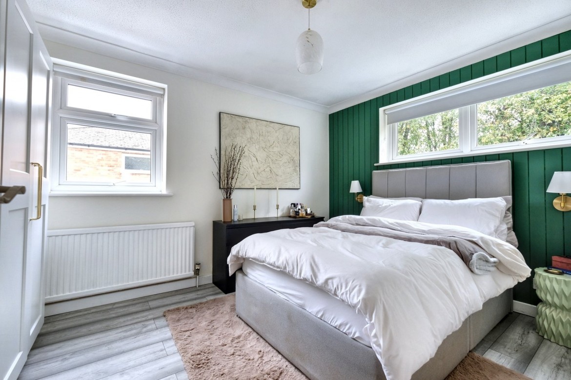 Images for Turkey Oaks, Chelmsford, Essex EAID:3363689002 BID:1388407
