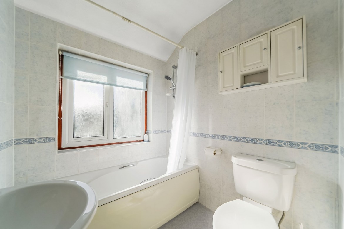 Images for Great Baddow, Chelmsford, Essex EAID:3363689002 BID:1388407