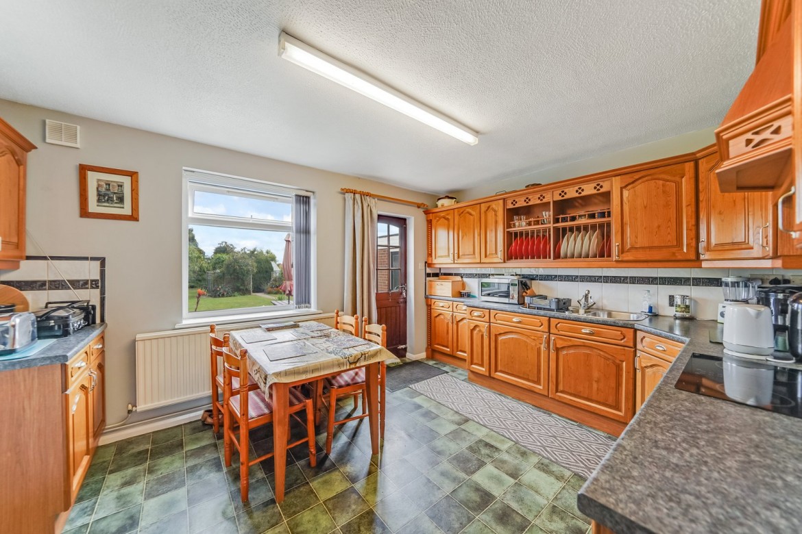 Images for Rettendon Common, Chelmsford, Essex EAID:3363689002 BID:7608502