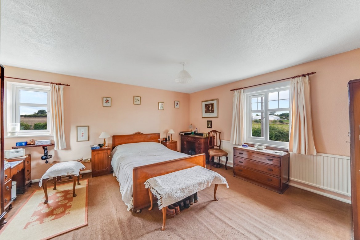 Images for Rettendon Common, Chelmsford, Essex EAID:3363689002 BID:7608502