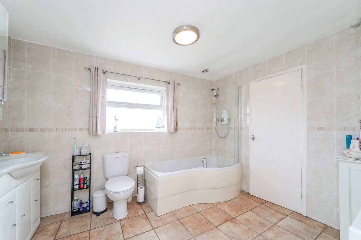 Images for Rettendon Common, Chelmsford, Essex EAID:3363689002 BID:7608502