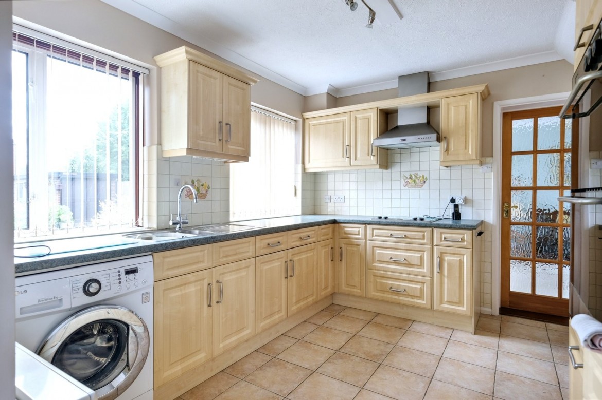 Images for Patching Hall Lane, Chelmsford, Essex EAID:3363689002 BID:1388407
