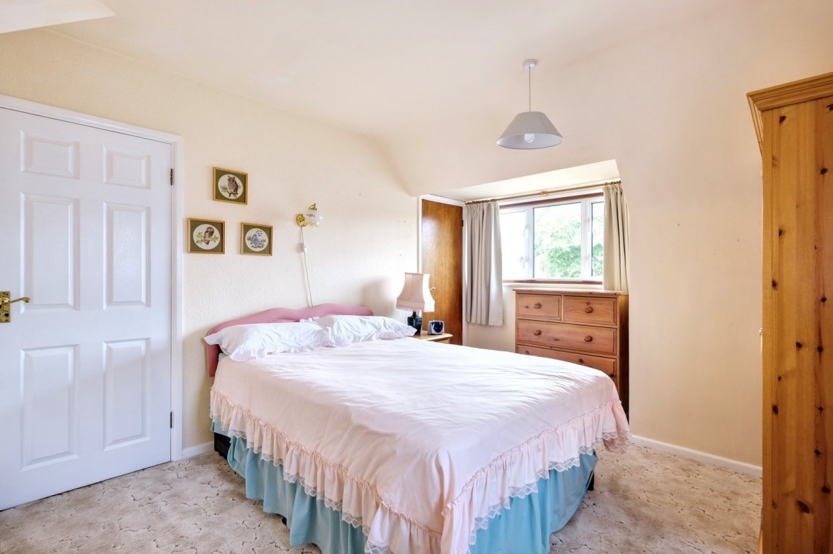 Images for Patching Hall Lane, Chelmsford, Essex EAID:3363689002 BID:1388407