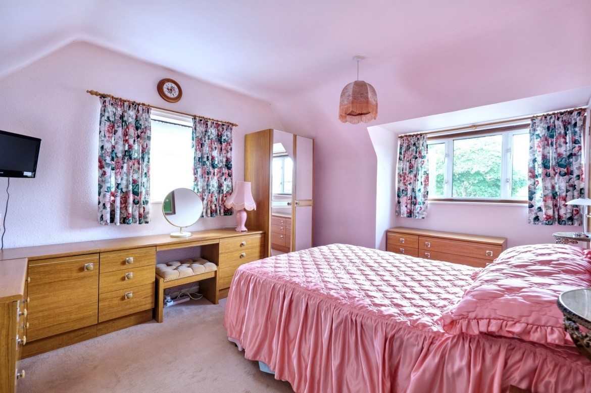 Images for Patching Hall Lane, Chelmsford, Essex EAID:3363689002 BID:1388407