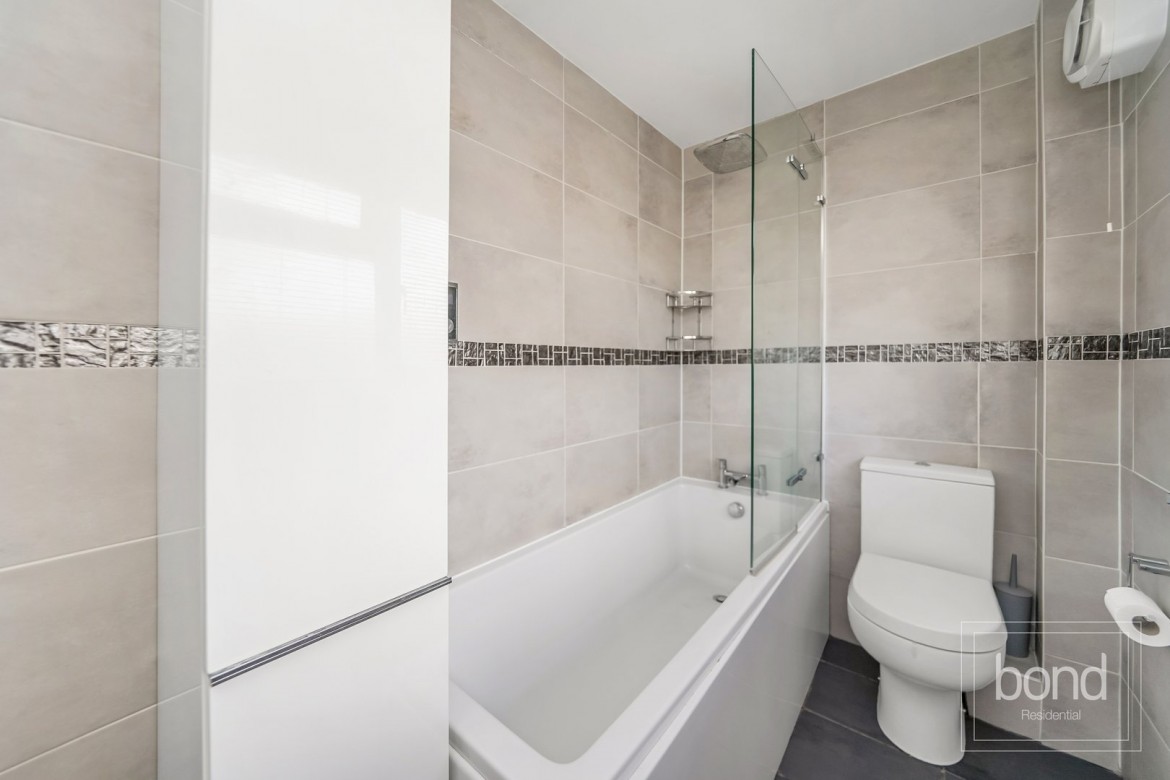 Images for Springfield, Chelmsford, Essex EAID:3363689002 BID:1388407