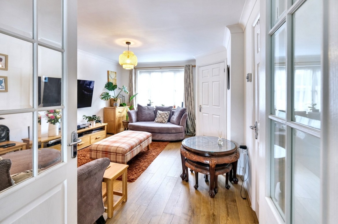 Images for Berwick Avenue, Chelmsford, Essex EAID:3363689002 BID:1388407